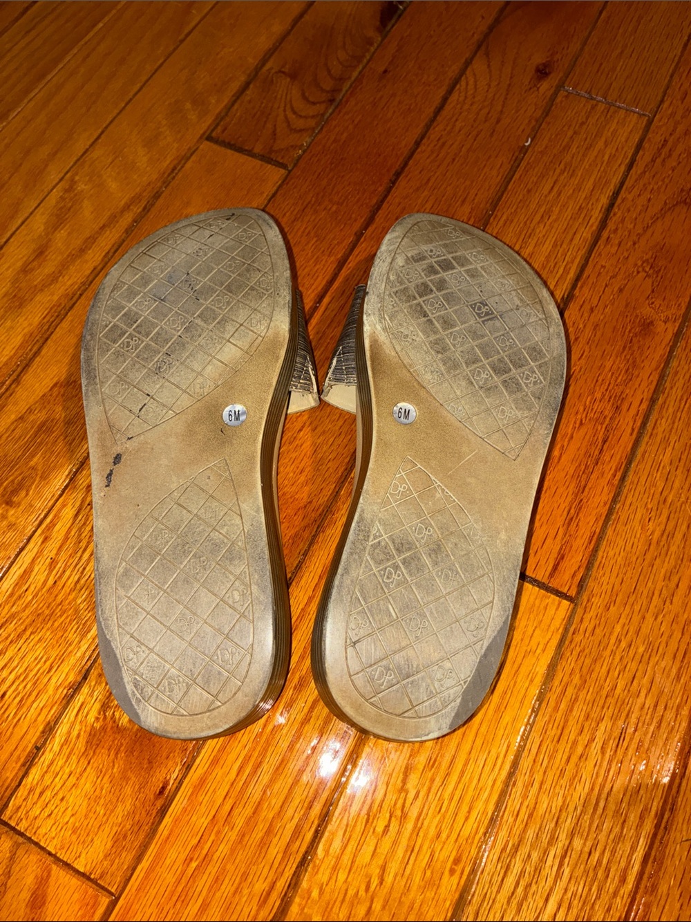 Donald J. Pliner Fiji gold  Slide Sandals - Picture 5 of 6